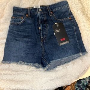 Levi's® Premium
RIBCAGE WOMEN'S SHORTS